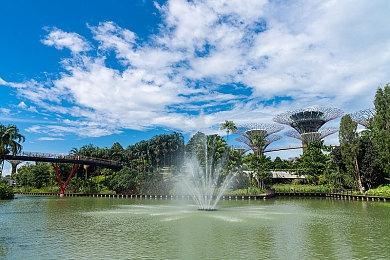 《绝地求生》免费后迎来差评轰炸 在线人数超66万